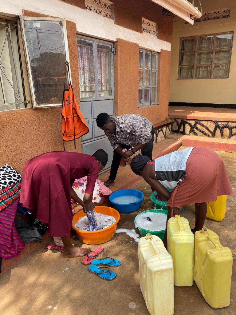 Empowering Women Through Door-to-Door Laundry Services: Creating Economic Opportunities and Community Engagement